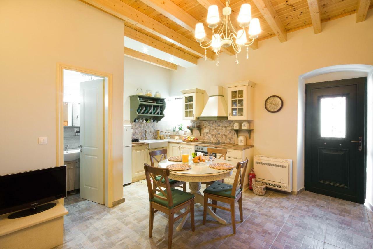 Mara'S Traditional Cottage Kato Pavliana Extérieur photo